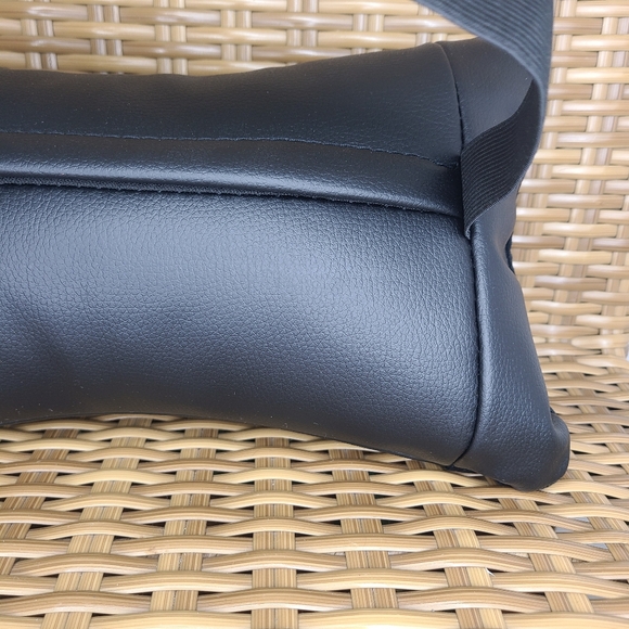 Colamy Pillow Gaming Chair Accessory Comfortable Leather-Like Material Black Red - Picture 6 of 10